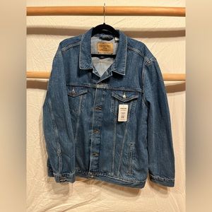 Levi Strauss Trucker Jacket, Medium Wash, Size XXL, Brand New with tags!